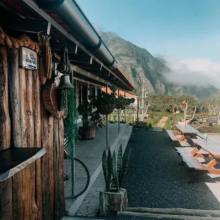 Granny's Farm * São Vicente