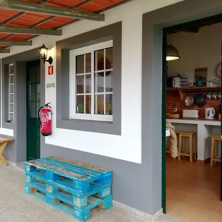 Granny's Farm * São Vicente