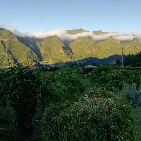 Granny's Farm منزل ريفي