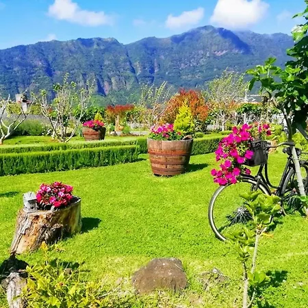 Granny's Farm منزل ريفي
