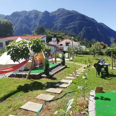 Gospodarstwo wiejskie Granny's Farm São Vicente