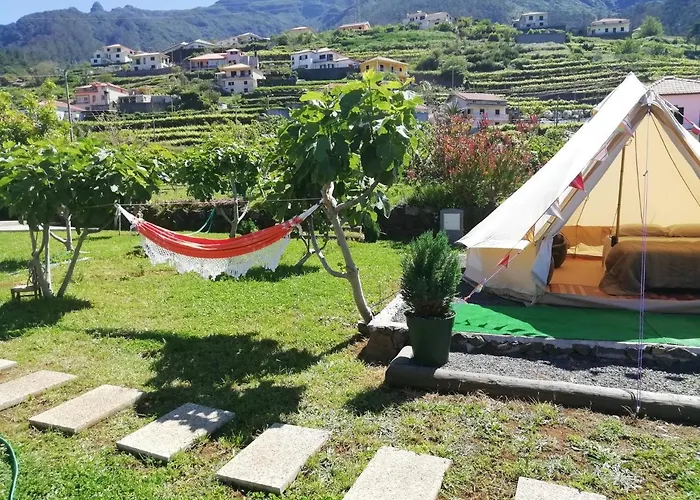 Granny's Farm * São Vicente