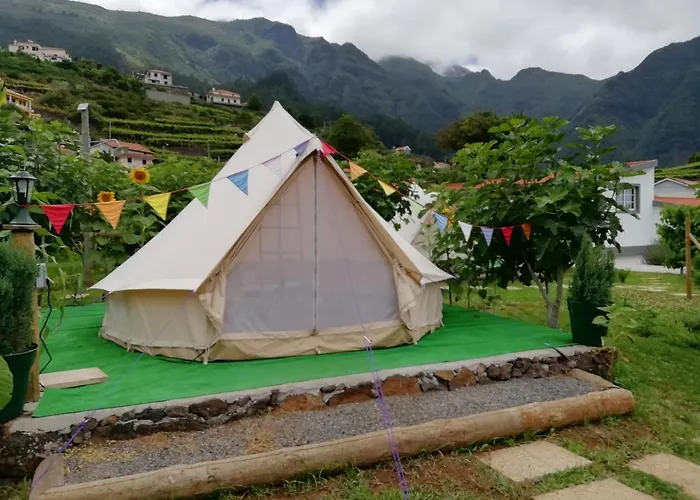 Granny's Farm * São Vicente