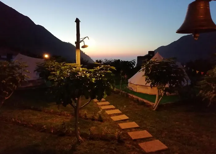 Granny's Farm * São Vicente