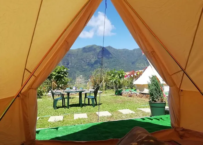 Granny's Farm * São Vicente